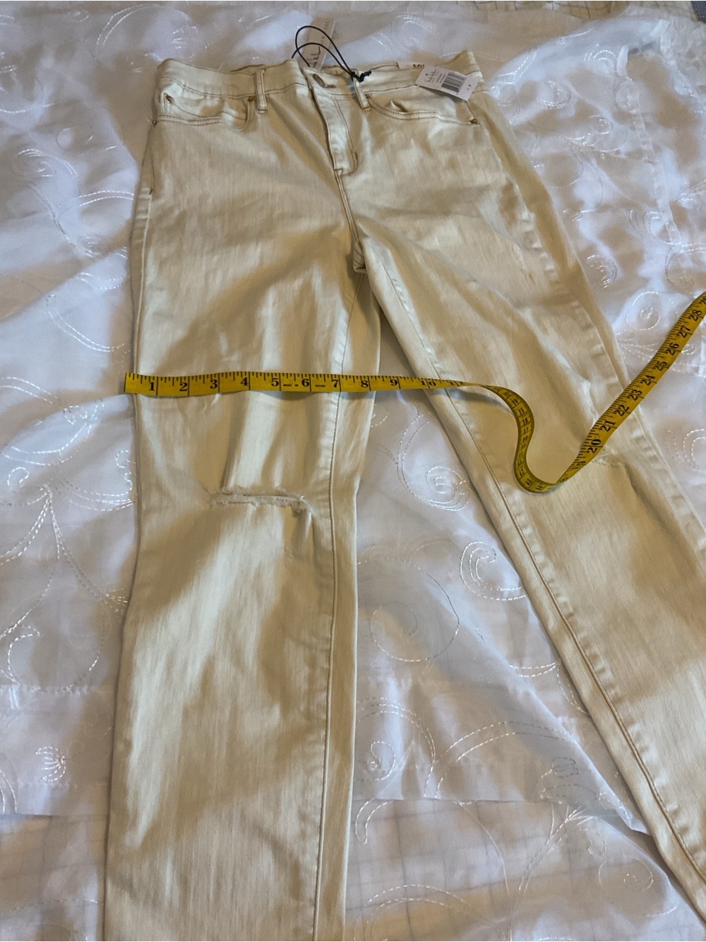 Nicole Miller NWT Womens Winter White Size 8 Distressed Pants - Picture 5 of 10